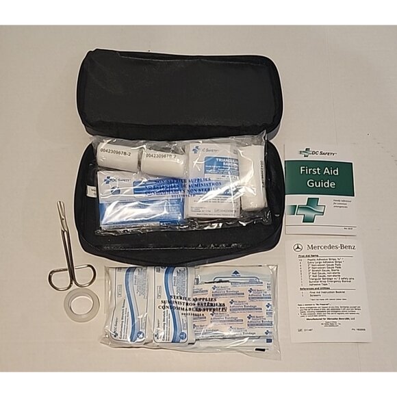 MERCEDES BENZ Genuine Factory Medical emergency First Aid Kit OEM Q 4 86 0026 - Picture 2 of 2